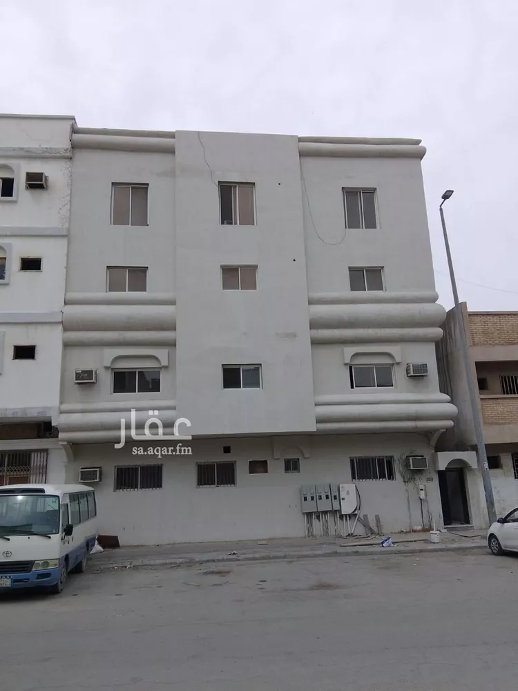 عمارة للبيع في شارع الامير سلطان ابن عبدالعزيز, حي البادية, مدينة الدمام, المنطقة الشرقية صورة 2