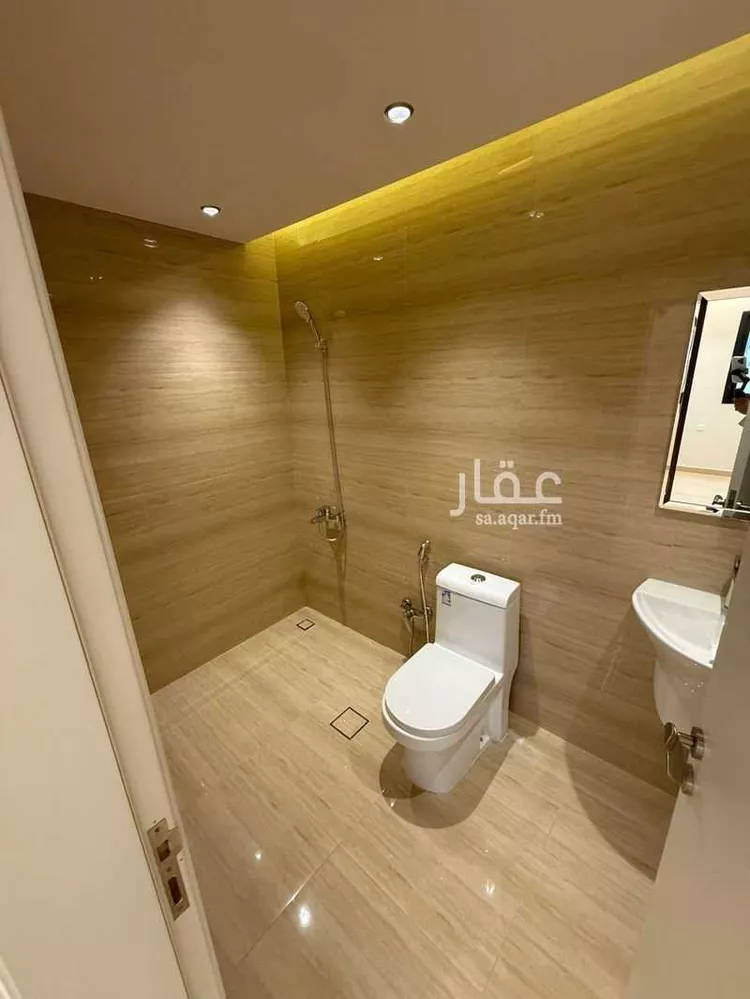 شقة للإيجار في شارع خليفة العتيبي, حي القيروان, مدينة الرياض, منطقة الرياض 14