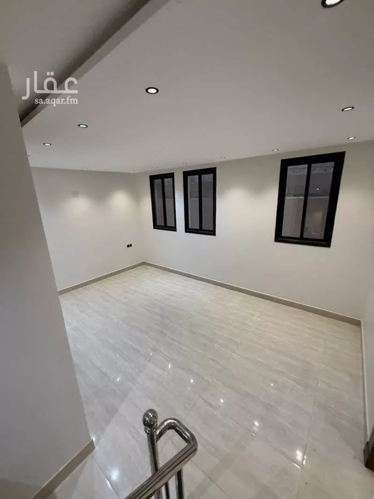 فيلا للبيع في شارع محمد بن الحبال, حي الرمال, مدينة الرياض, منطقة الرياض صورة 5