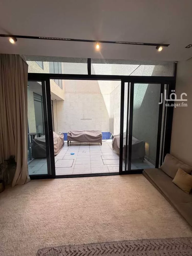 فيلا للبيع في شارع إبراهيم فطاني, حي القيروان, مدينة الرياض, منطقة الرياض 6