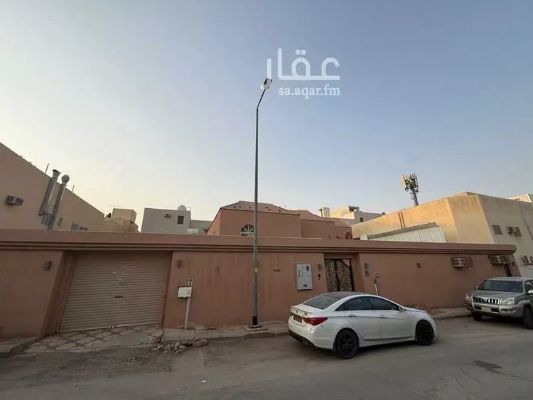 فيلا للبيع في شارع القيصومة, حي الإزدهار, مدينة الرياض, منطقة الرياض 8