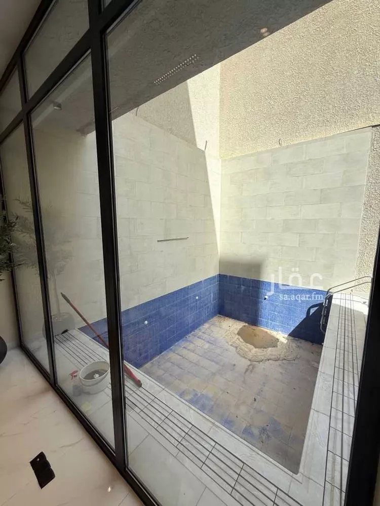 فيلا للبيع في شارع إبراهيم فطاني, حي القيروان, مدينة الرياض, منطقة الرياض 9