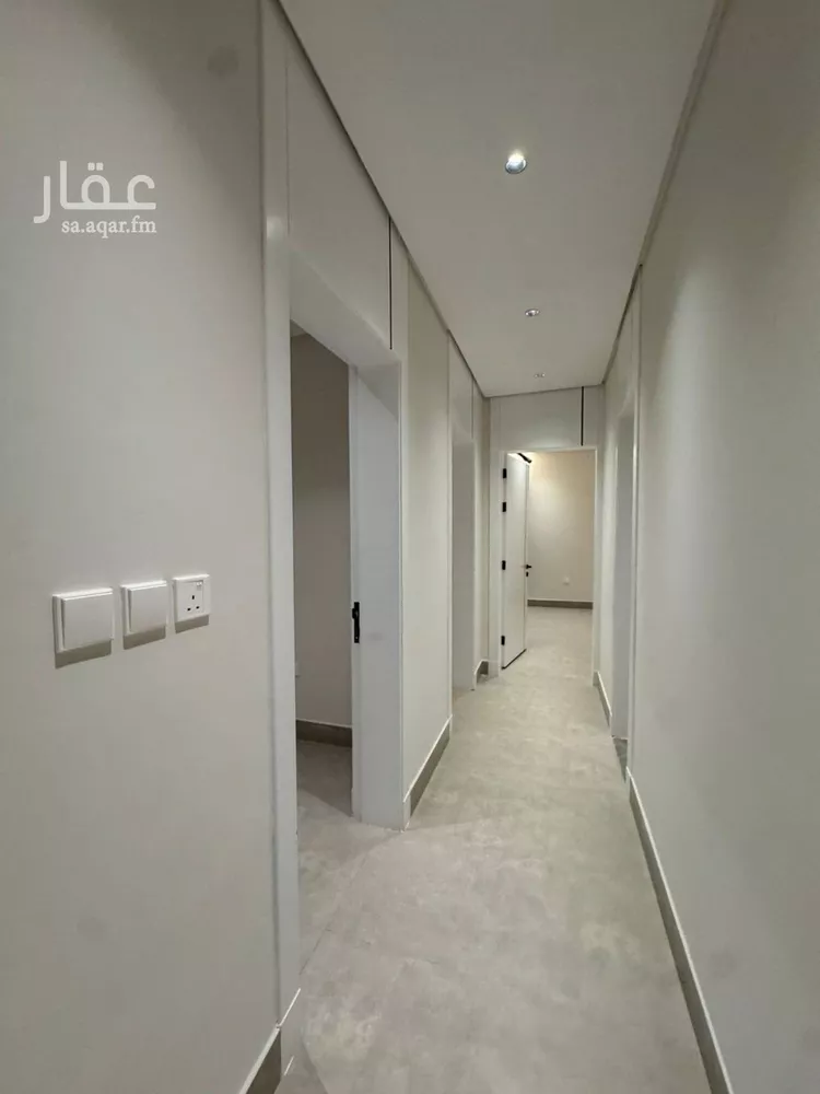 دور للبيع في شارع عثمان بن عفان, حي النرجس, مدينة الرياض, منطقة الرياض