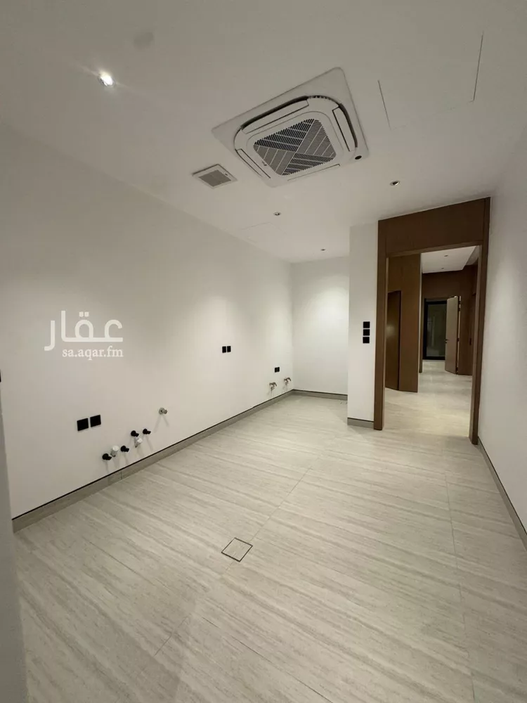 دور للبيع في شارع محمد بن قدامة , حي العارض, مدينة الرياض, منطقة الرياض صورة 4