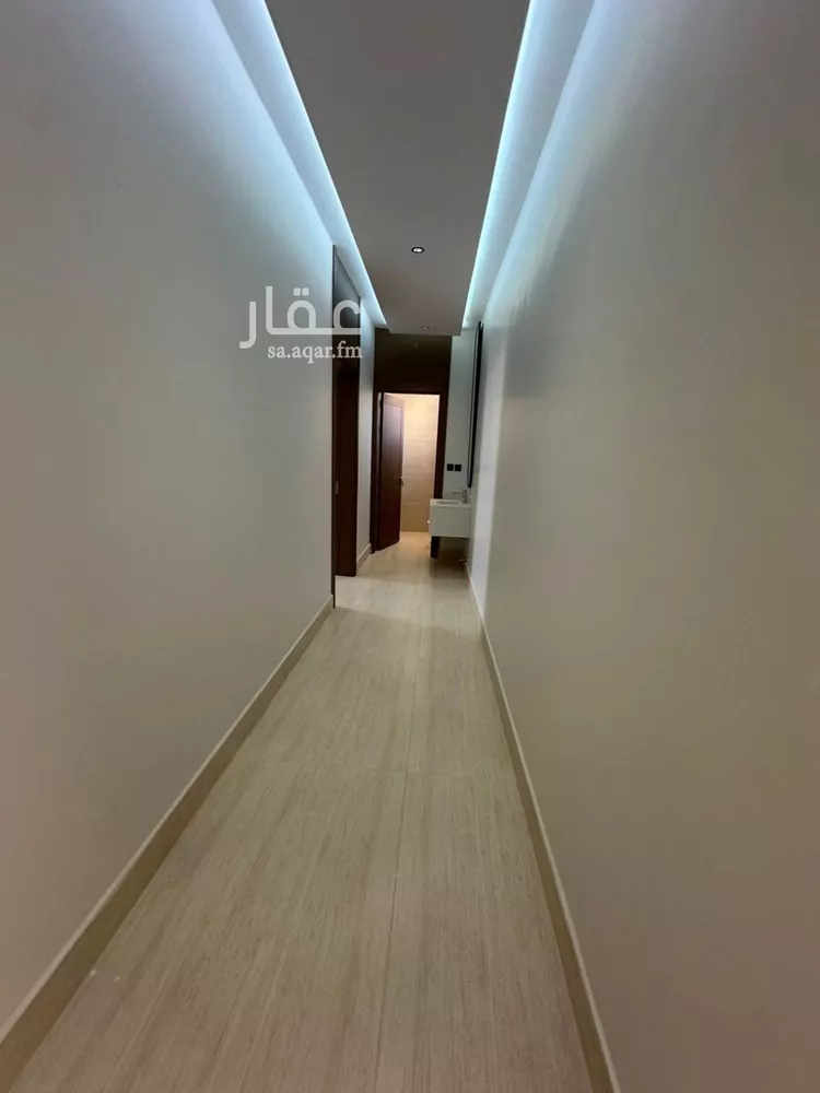Floor for Sale in Riyadh Shubra صورة 2