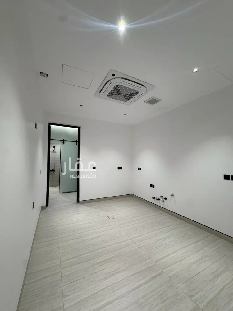 دور للبيع في شارع محمد بن قدامة , حي العارض, مدينة الرياض, منطقة الرياض صورة 2