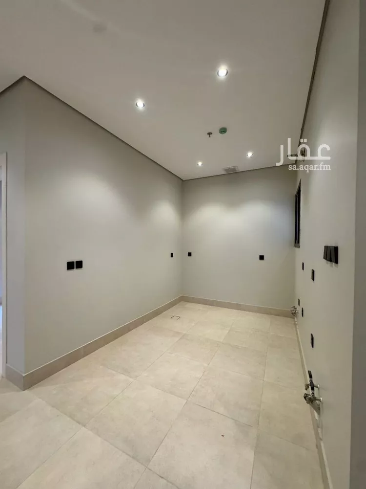 شقة للبيع في شارع رخي العنبري, حي العارض, مدينة الرياض, منطقة الرياض صورة 3