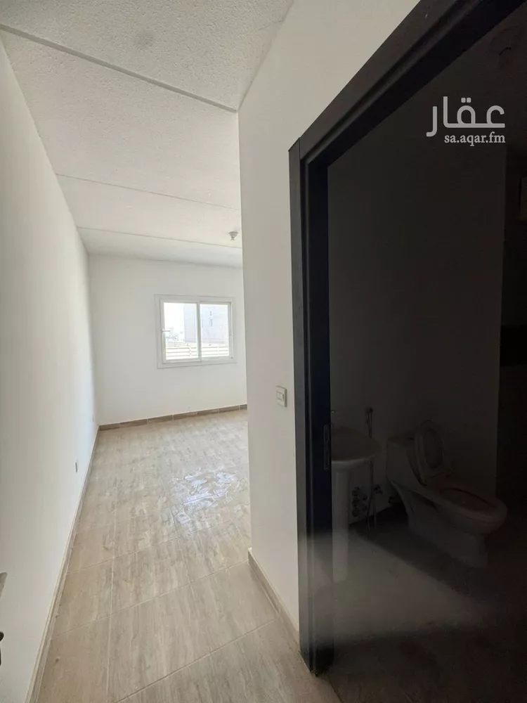 فيلا للبيع في شارع أبي بكر أحمد بن نعمة, حي مطار الملك خالد الدولي, مدينة الرياض, منطقة الرياض صورة 3