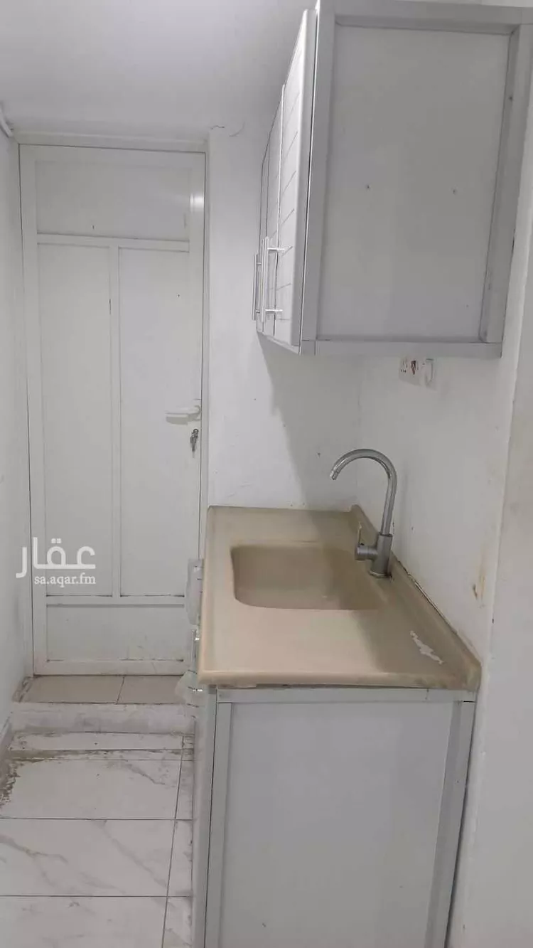 شقة للإيجار في شارع السادس عشر, حي الثقبة, مدينة الخبر, المنطقة الشرقية صورة 3