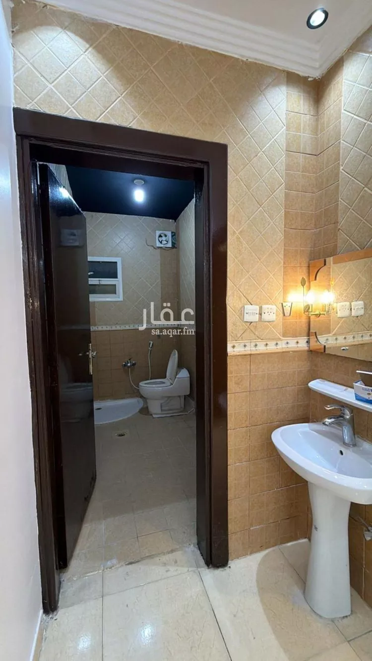 شقة للإيجار في شارع الديوان, حي لبن, مدينة الرياض, منطقة الرياض صورة 3