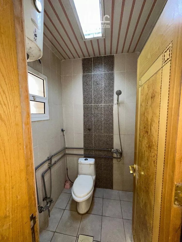 Villa for Sale in Riyadh Al Yarmouk 12