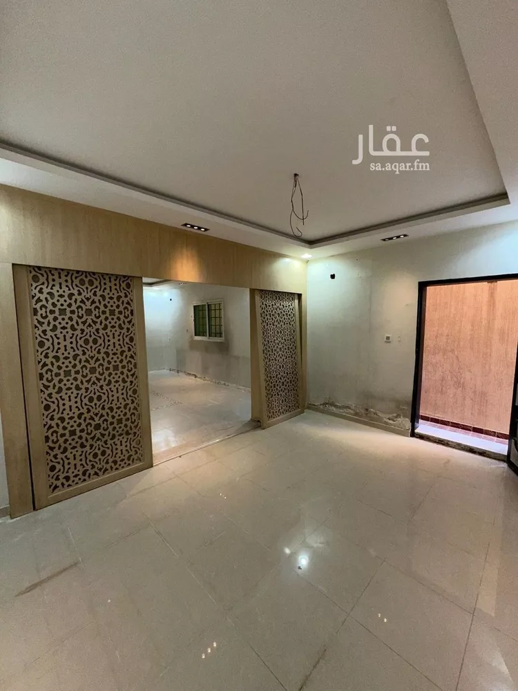 Villa for Sale in Riyadh Al Yarmouk 11