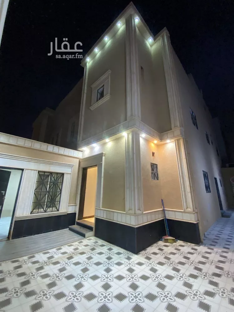 فيلا للإيجار في شارع رقم 306, حي المونسية, مدينة الرياض, منطقة الرياض