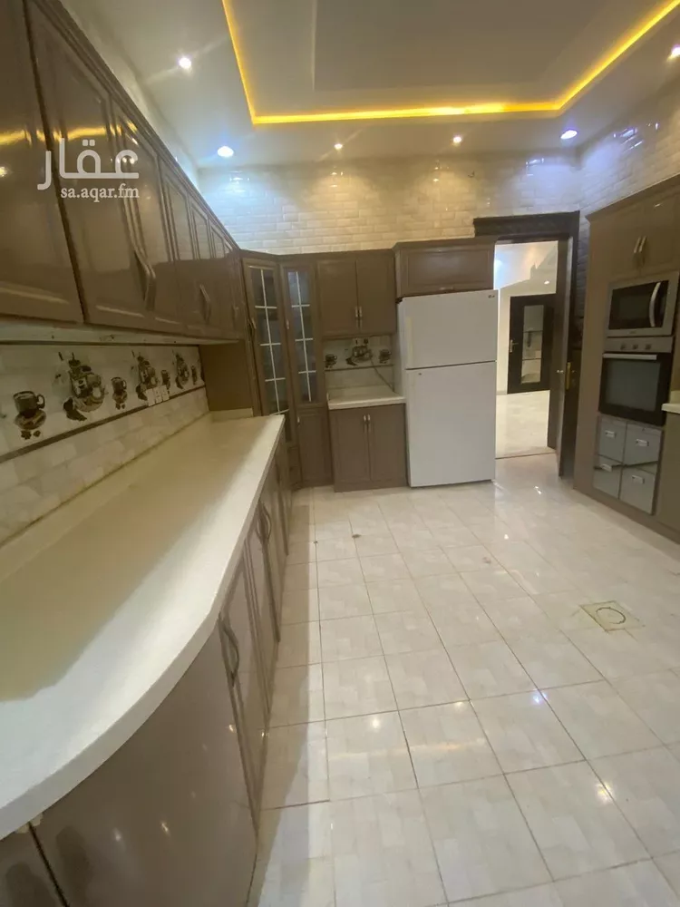 فيلا للإيجار في شارع رقم 371, حي المونسية, مدينة الرياض, منطقة الرياض 25