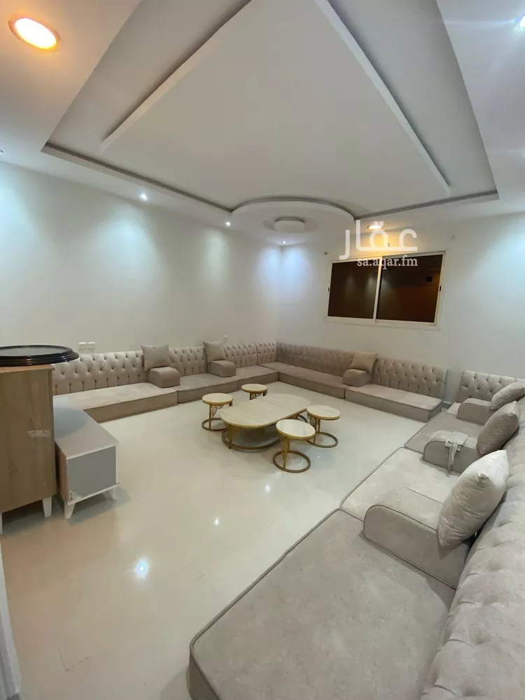 Floor for Rent in Riyadh Al Munsiyah