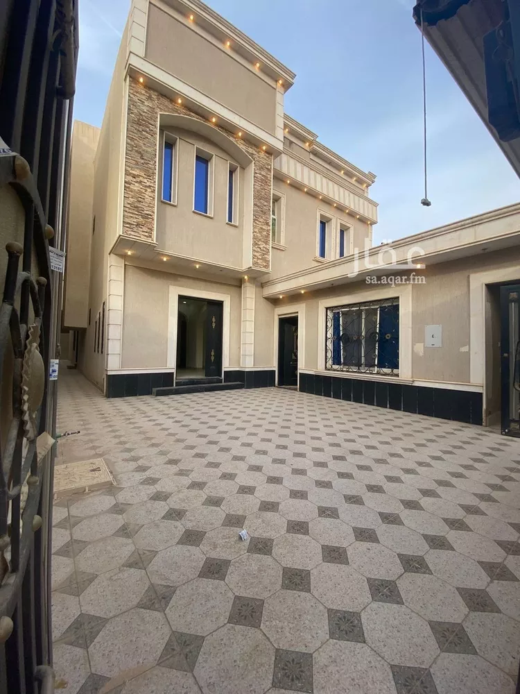 فيلا للإيجار في شارع أبي الوليد الباجي, حي الرمال, مدينة الرياض, منطقة الرياض