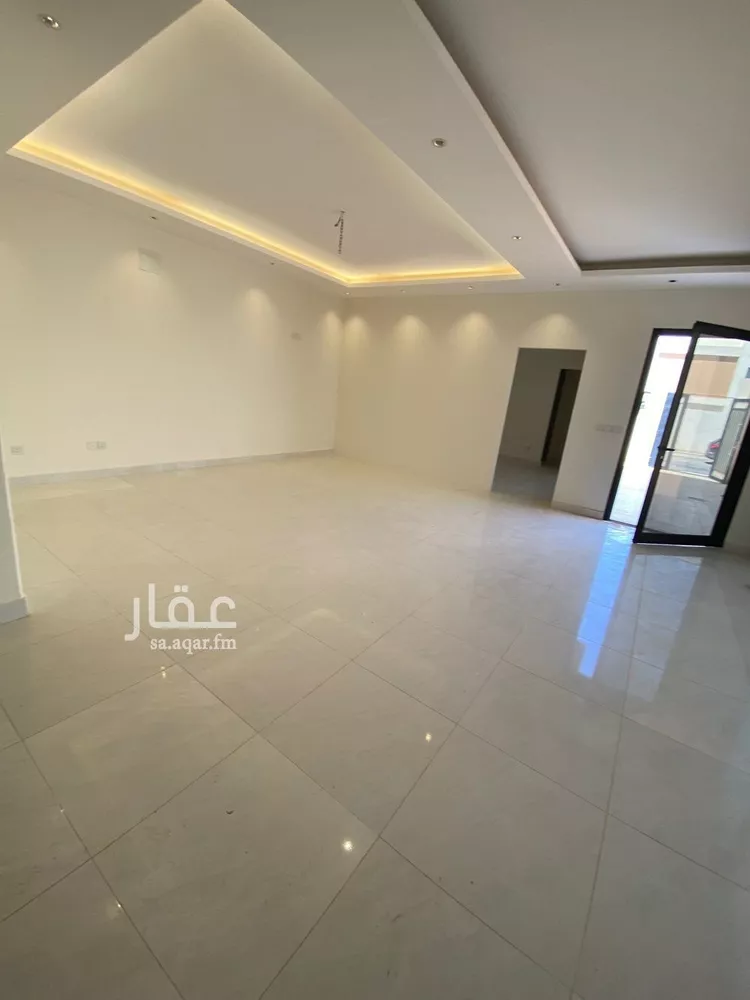 Villa for Rent in Riyadh Al Janadriyah