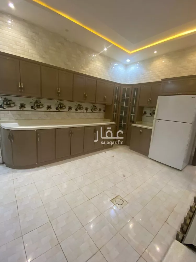 فيلا للإيجار في شارع رقم 371, حي المونسية, مدينة الرياض, منطقة الرياض 20