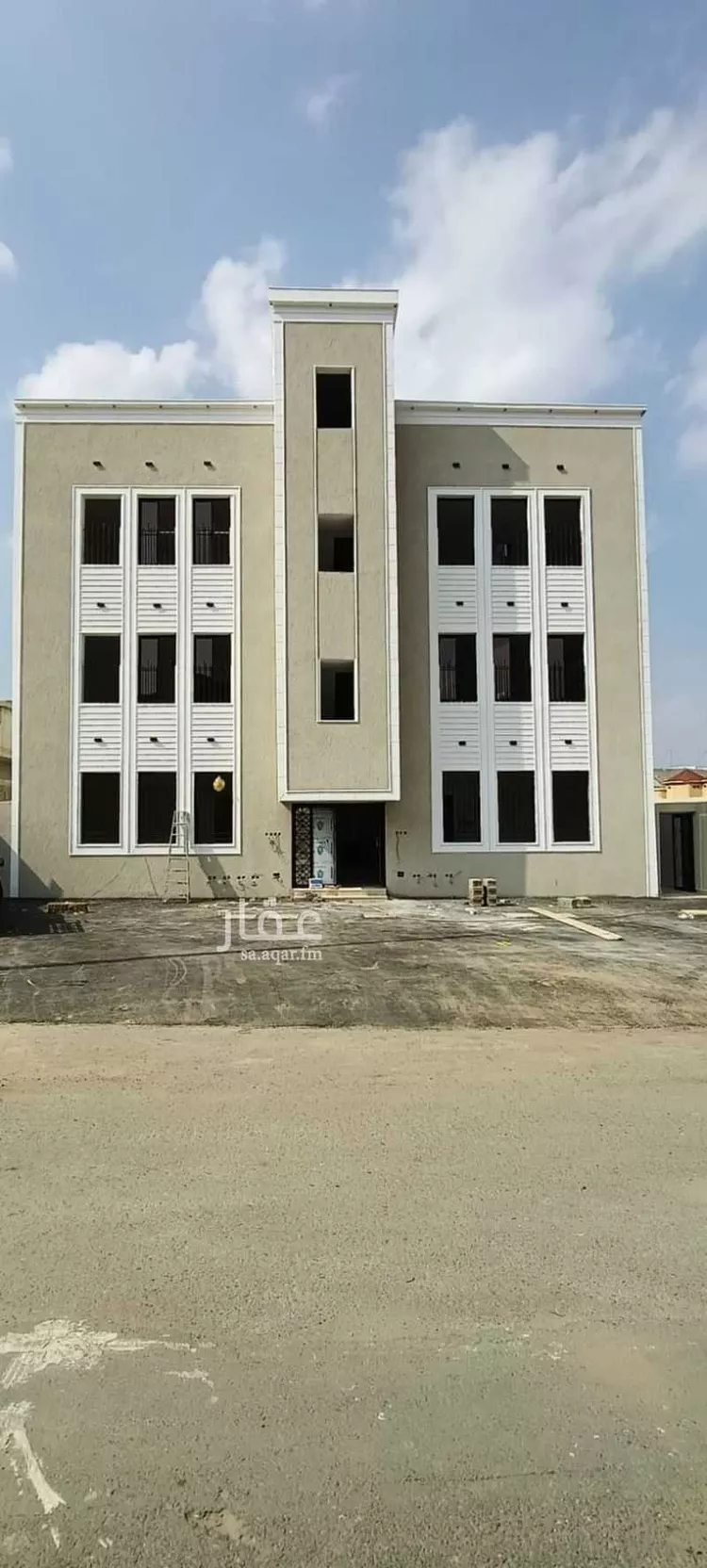 شقة للبيع في شارع ثمامة الحنفي, حي السلامة, مدينة محائل, منطقة عسير