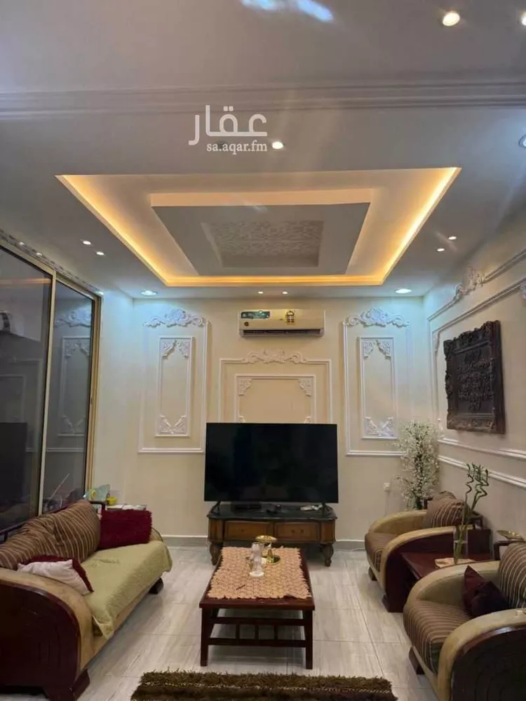 فيلا للبيع في شارع الميدان بن صخر, حي الرمال, مدينة الرياض, منطقة الرياض 7