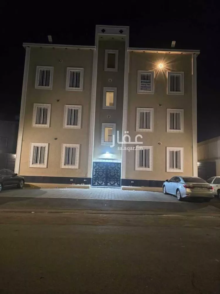 شقة للبيع في شارع سعيد القيرواني, حي الحيلة الغربي, مدينة محائل, منطقة عسير