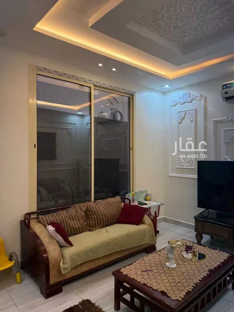 فيلا للبيع في شارع الميدان بن صخر, حي الرمال, مدينة الرياض, منطقة الرياض 24
