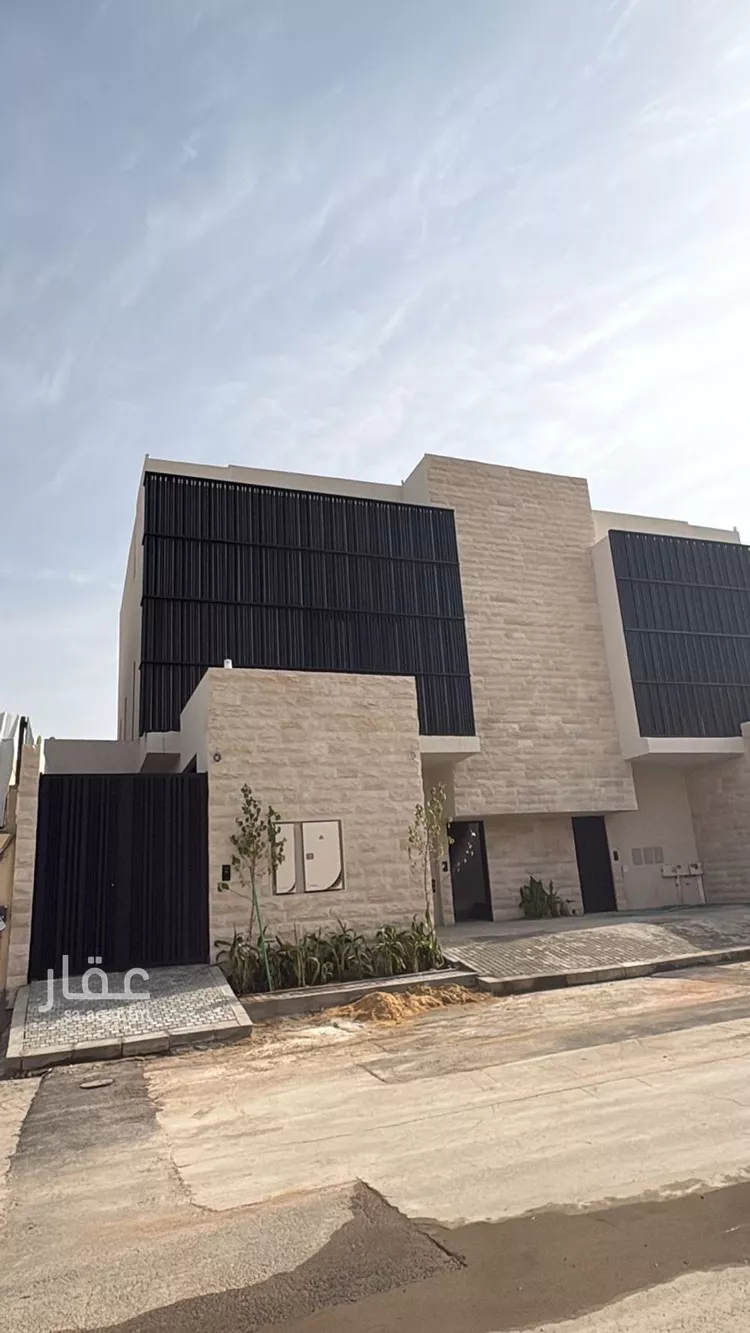 Floor for Sale in Riyadh Shubra