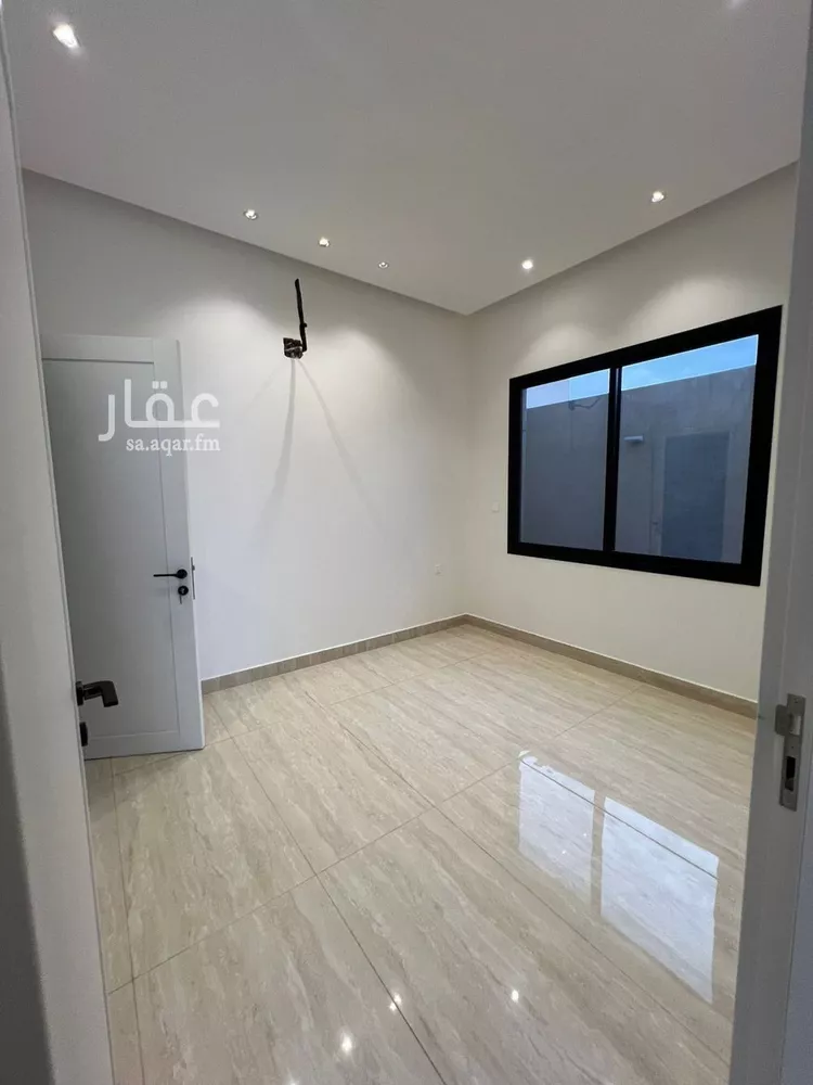 فيلا للبيع في شارع أبي الزناد, حي المهدية, مدينة الرياض, منطقة الرياض صورة 2