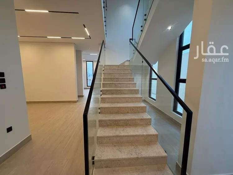 Villa for Sale in Riyadh Al Mahdiyah صورة 2