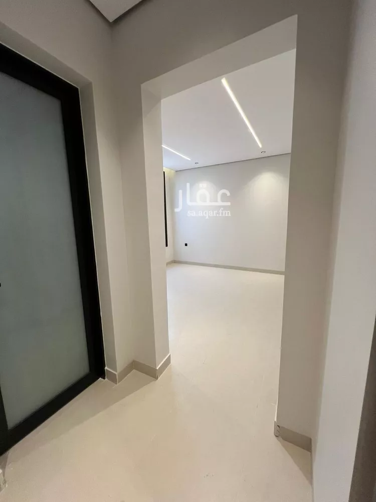 Villa for Sale in Riyadh Al Mahdiyah صورة 3