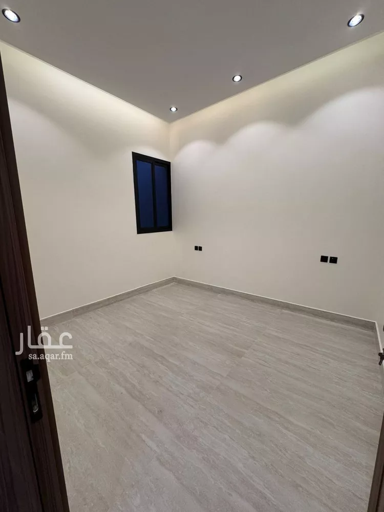 فيلا للبيع في شارع السيل الكبير, حي المهدية, مدينة الرياض, منطقة الرياض صورة 3