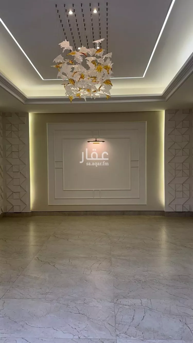 فيلا للبيع في شارع ضوء الصباح, حي المهدية, مدينة الرياض, منطقة الرياض صورة 2