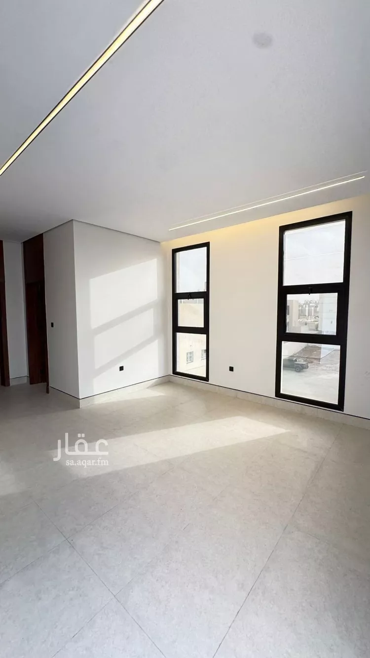 Villa for Sale in Riyadh Al Mahdiyah 18