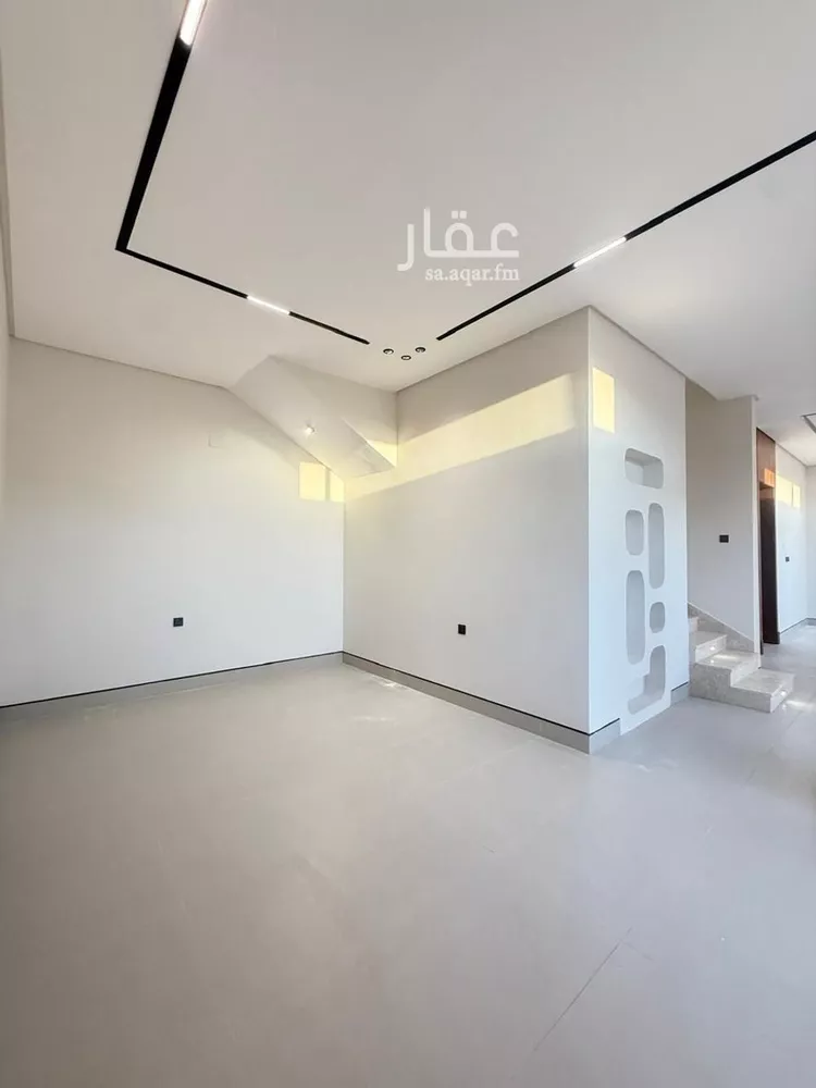 فيلا للبيع في شارع قطب الدين بن السلطان, حي المهدية, مدينة الرياض, منطقة الرياض صورة 3