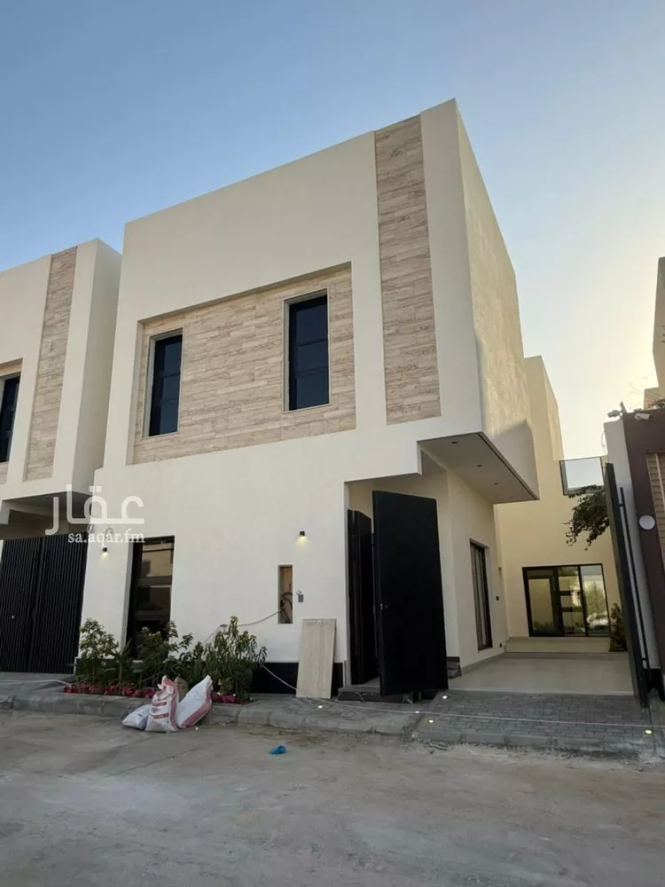 فيلا للبيع في شارع عبدالملك الهاشمي, حي المهدية, مدينة الرياض, منطقة الرياض
