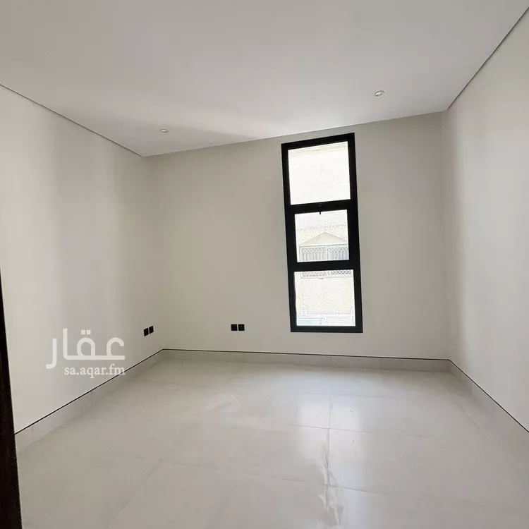 دور للبيع في شارع عائشة بنت ابي بكر, حي شبرا, مدينة الرياض, منطقة الرياض صورة 2