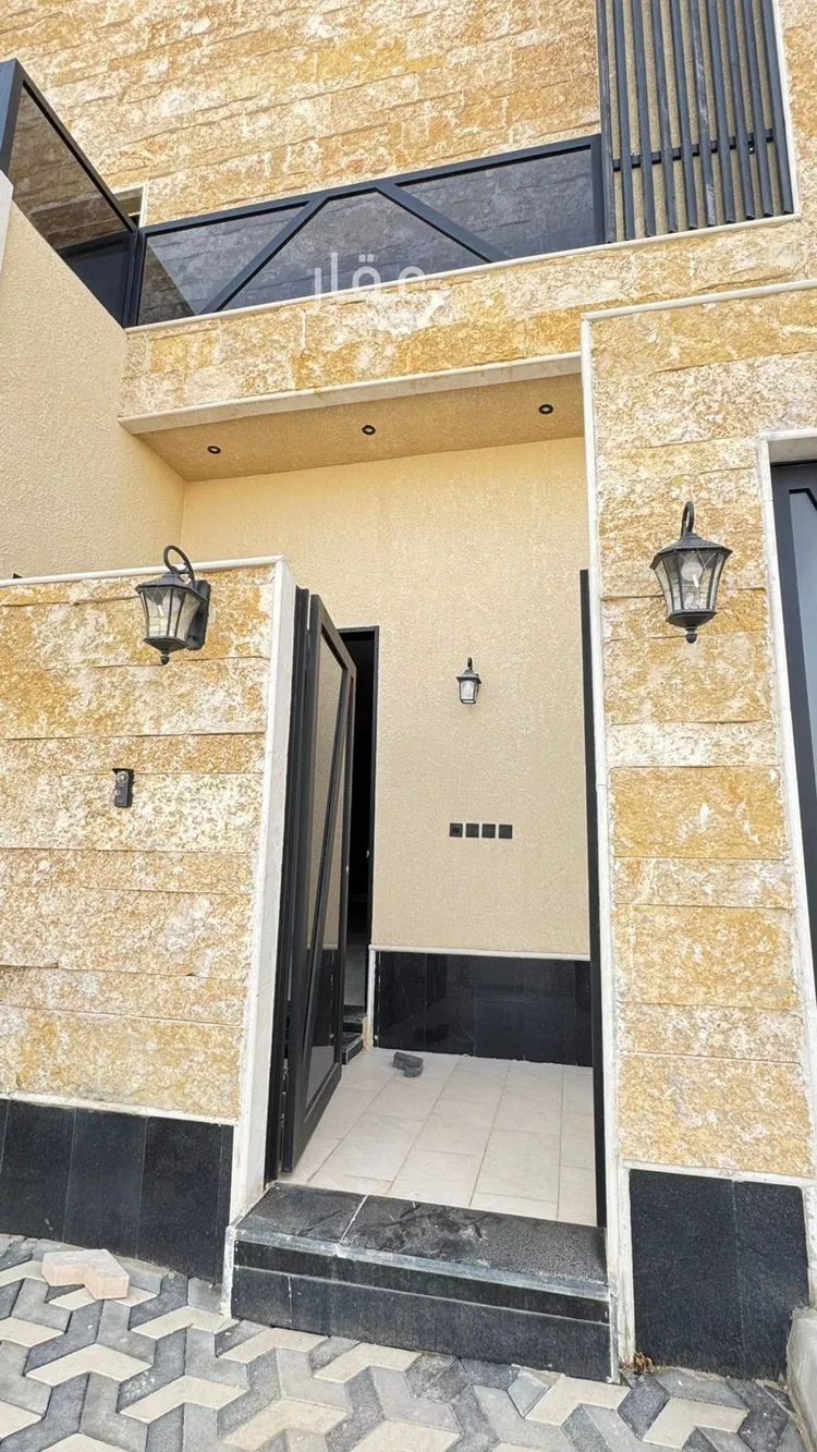 فيلا للبيع في شارع السيل الكبير, حي المهدية, مدينة الرياض, منطقة الرياض صورة 2