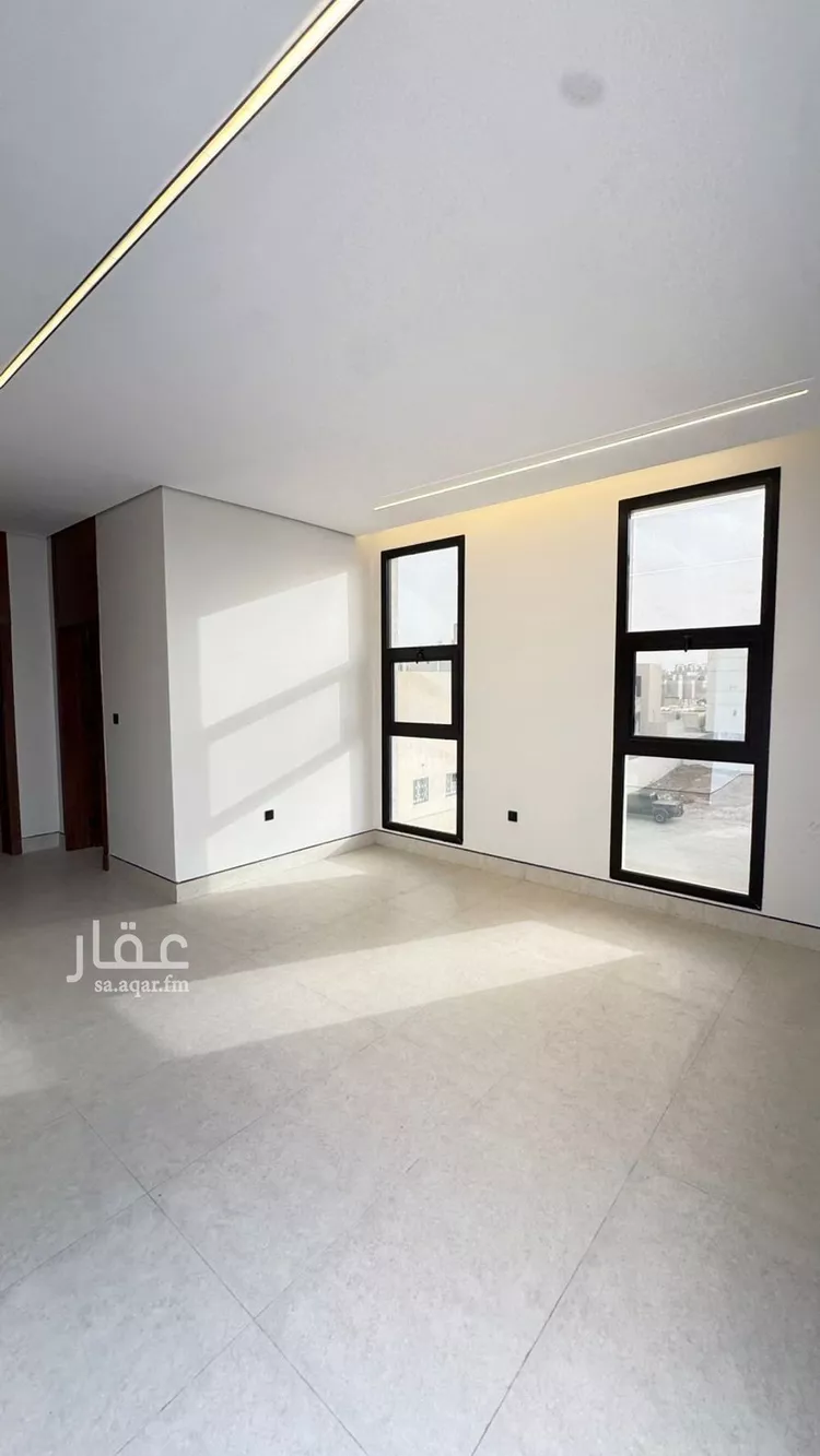 فيلا للبيع في شارع محمد بن أبي بكر القيم, حي المهدية, مدينة الرياض, منطقة الرياض صورة 3