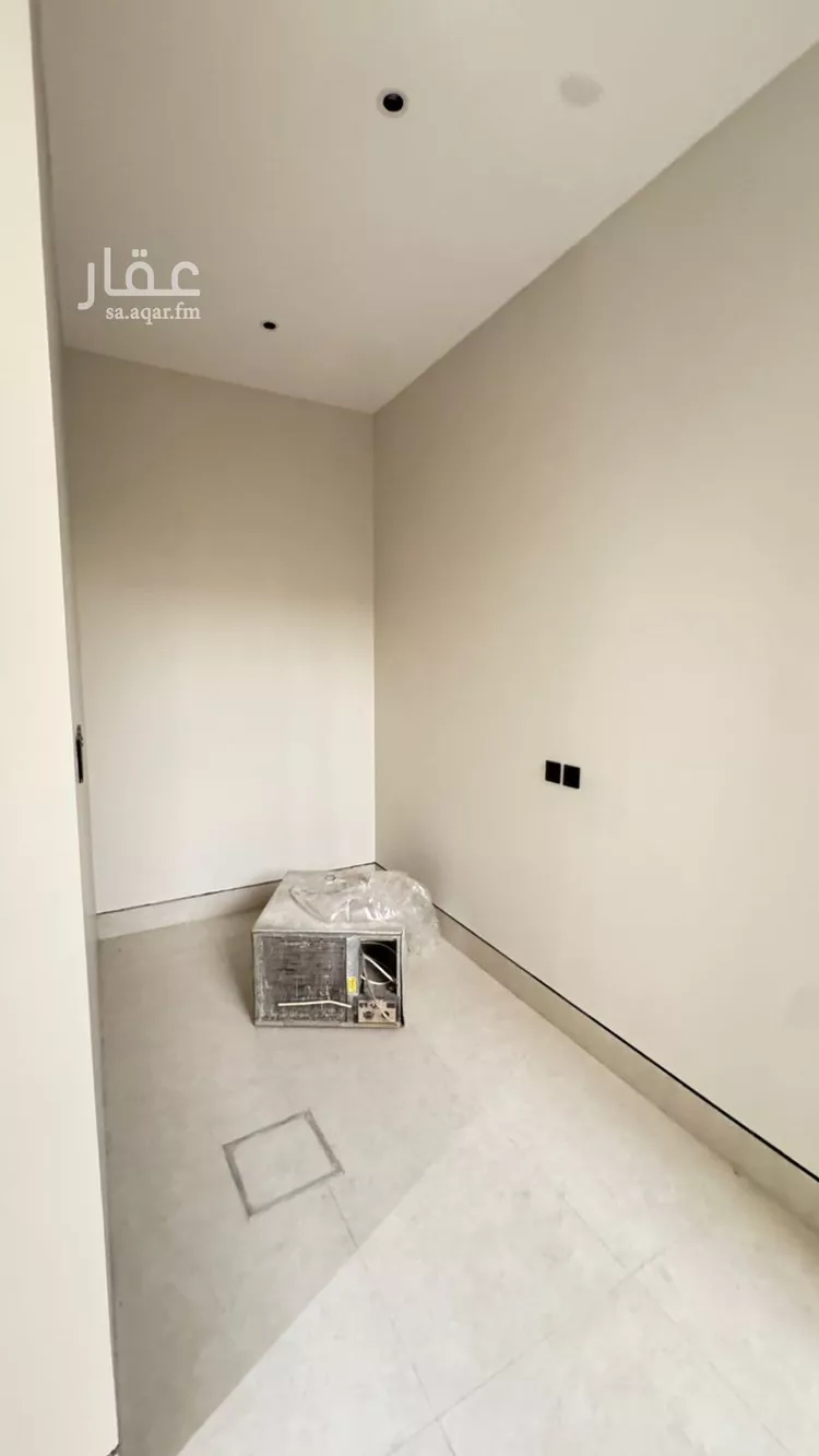 فيلا للبيع في شارع محمد بن أبي بكر القيم, حي المهدية, مدينة الرياض, منطقة الرياض صورة 5