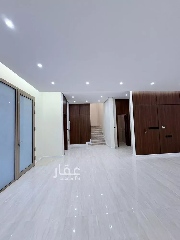 Villa for Sale in Riyadh Al Mahdiyah صورة 4
