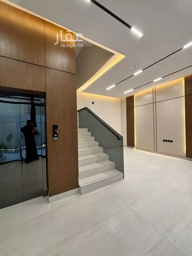 فيلا للبيع في شارع محمد بن أبي بكر القيم, حي المهدية, مدينة الرياض, منطقة الرياض صورة 4