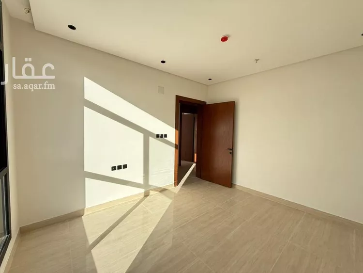 شقة للبيع في شارع السيل الكبير, حي المهدية, مدينة الرياض, منطقة الرياض صورة 3