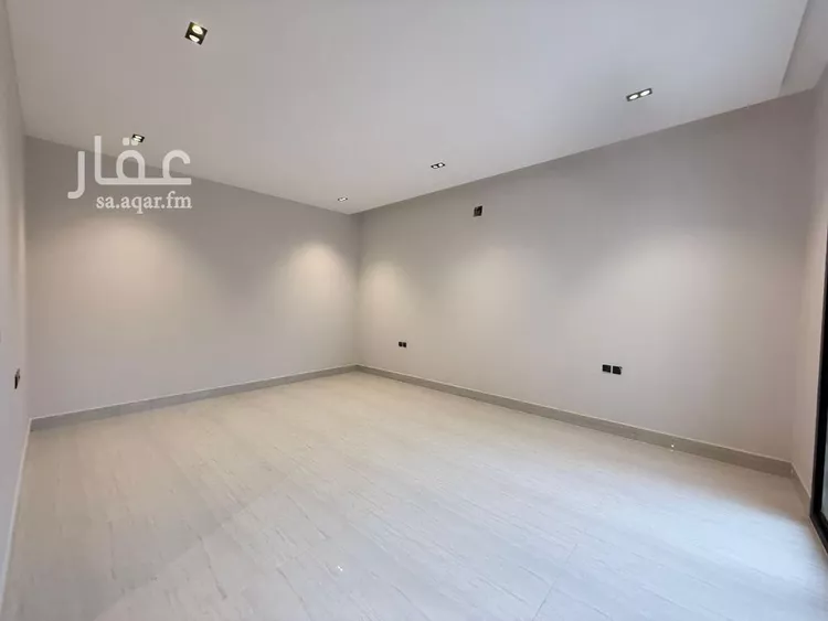 فيلا للبيع في شارع أبي الحسن الأسفرائيني, حي المهدية, مدينة الرياض, منطقة الرياض صورة 3