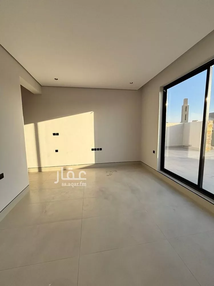 Villa for Sale in Riyadh Al Mahdiyah 15