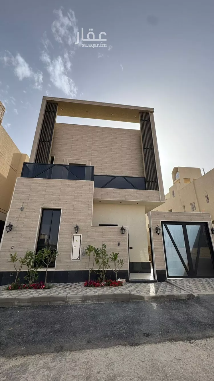 فيلا للبيع في شارع السيل الكبير, حي المهدية, مدينة الرياض, منطقة الرياض 1 صورة