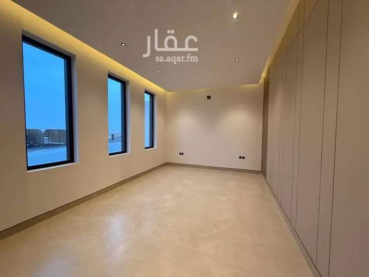 فيلا للبيع في شارع السيل الكبير, حي المهدية, مدينة الرياض, منطقة الرياض صورة 2