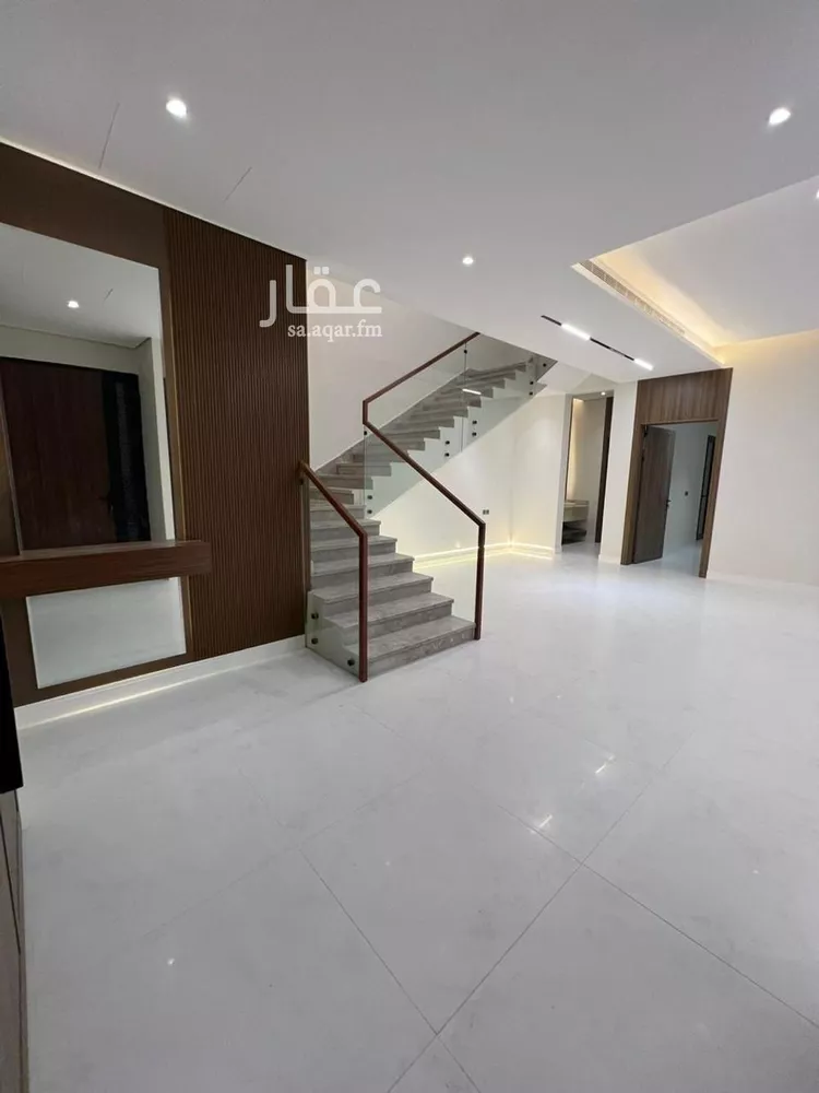Villa for Sale in Riyadh Al Mahdiyah صورة 2