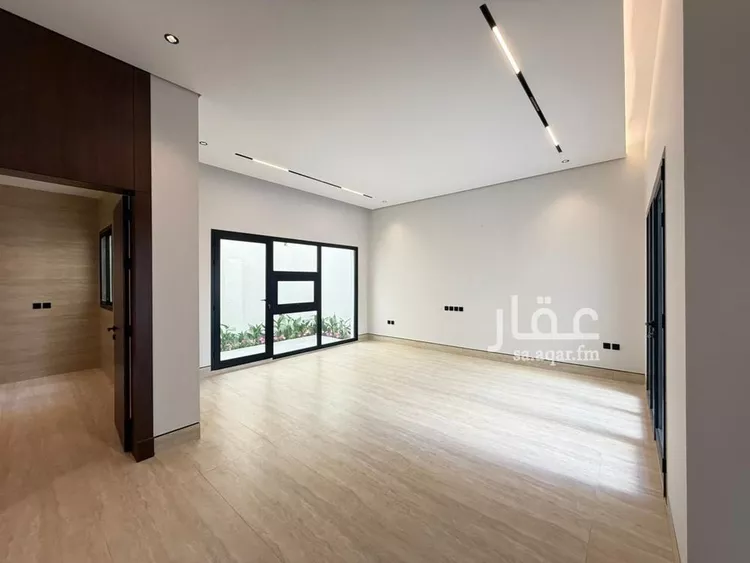 فيلا للبيع في شارع عبدالملك الهاشمي, حي المهدية, مدينة الرياض, منطقة الرياض صورة 2