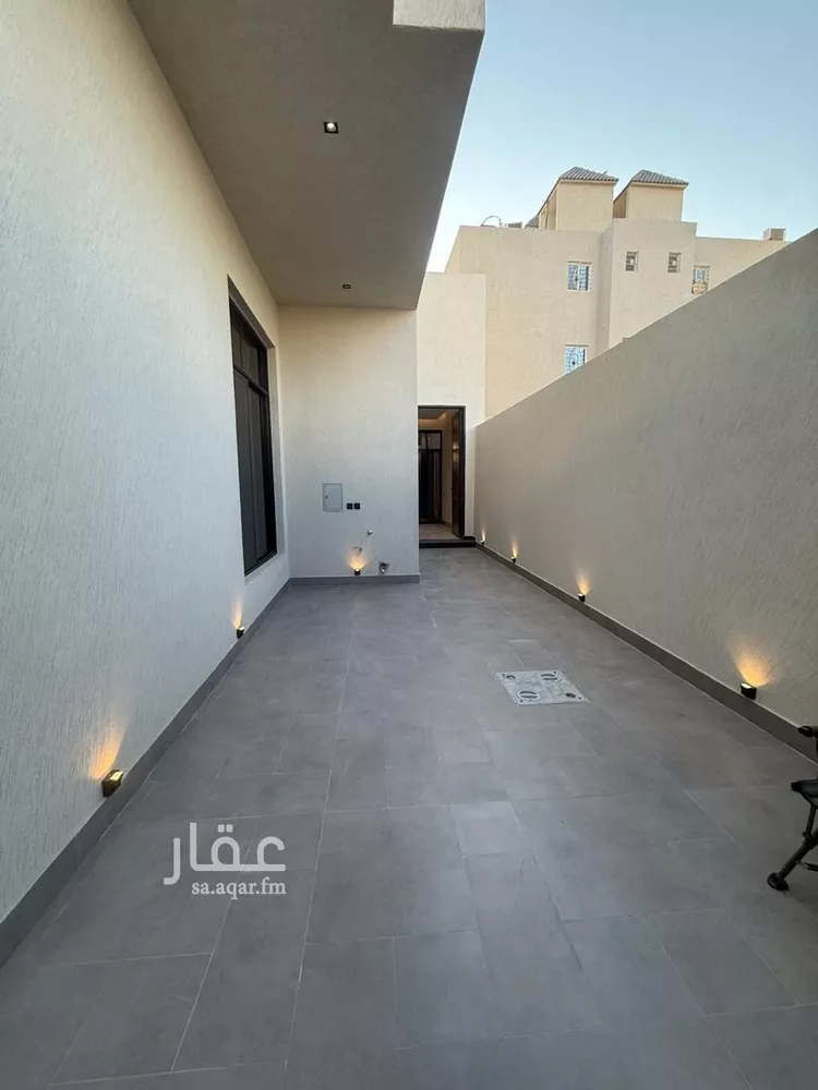فيلا للبيع في شارع أحمد مفتي المكي الحنفي, حي المهدية, مدينة الرياض, منطقة الرياض صورة 3