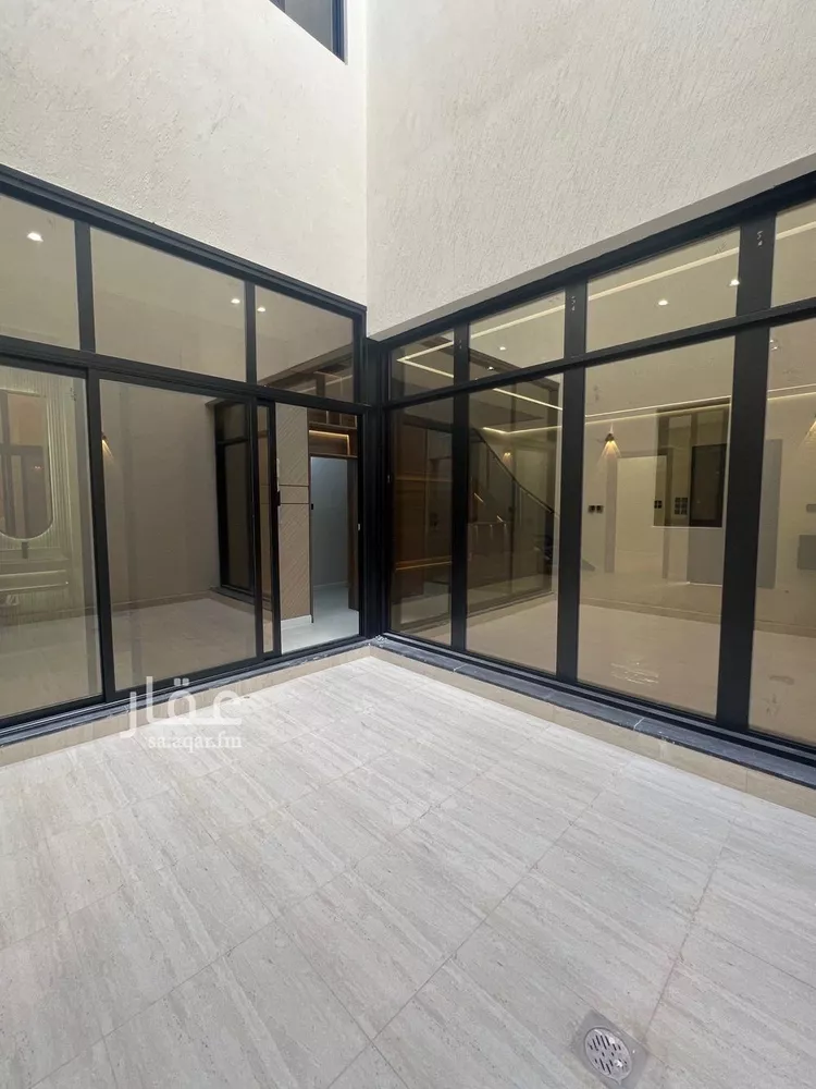 فيلا للبيع في شارع احمد الليثي, حي الرانوناء, مدينة المدينة المنورة, منطقة المدينة المنورة صورة 3